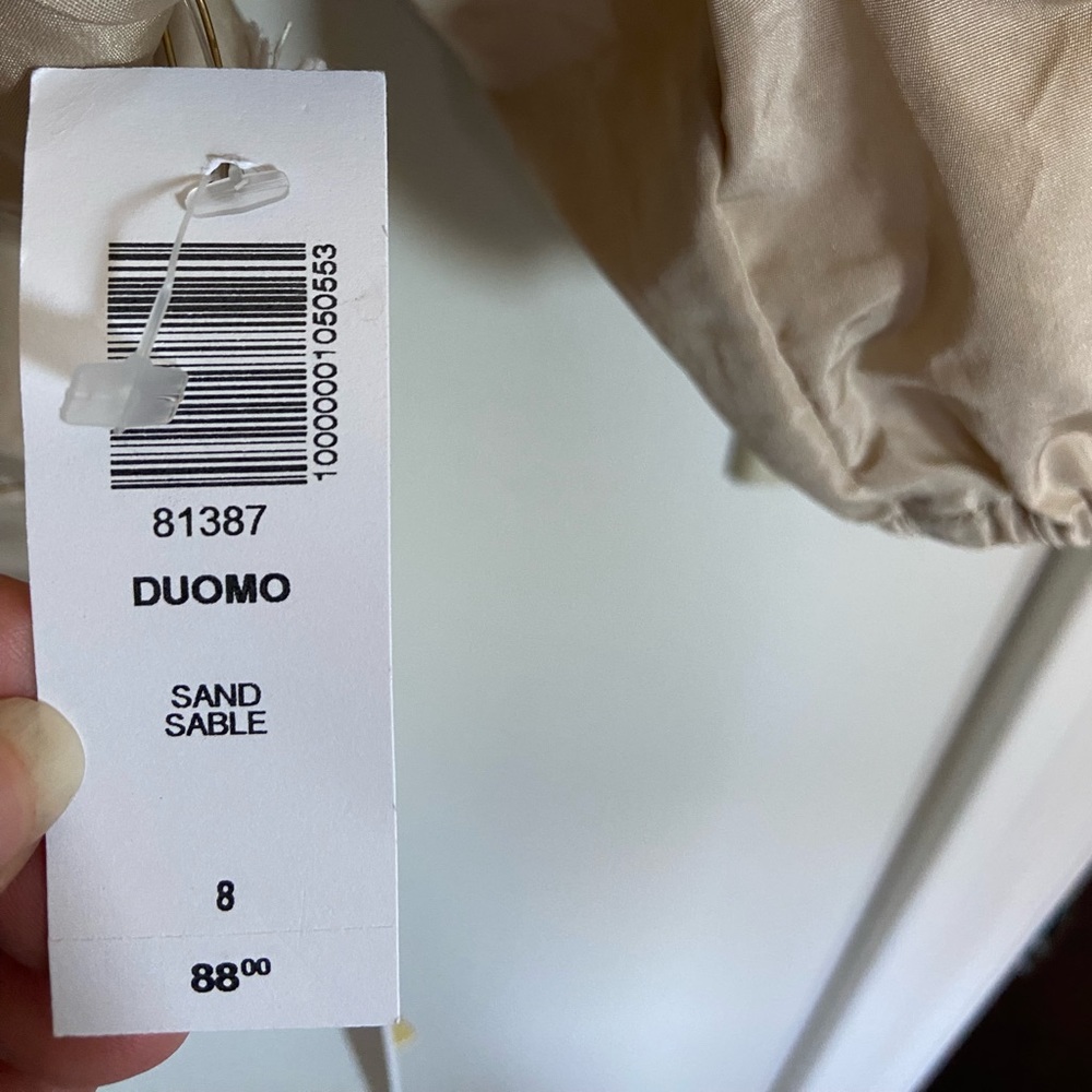 Brand New ARITZIA Crop Top - Picture 4 of 4